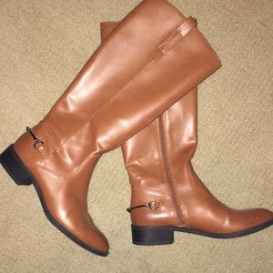 ✨3 for $20 Sale✨Brown riding boots!